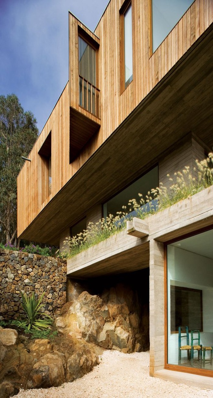 智利乡村的木质外观房子