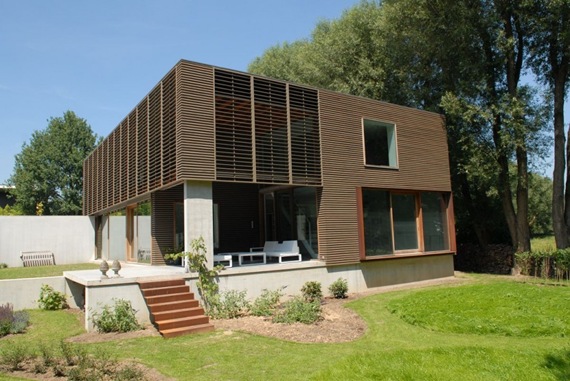 比利时木质外观小住宅