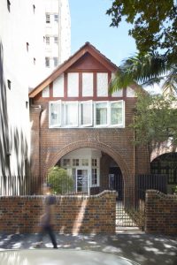Read more about the article 大进深双面智能小住宅