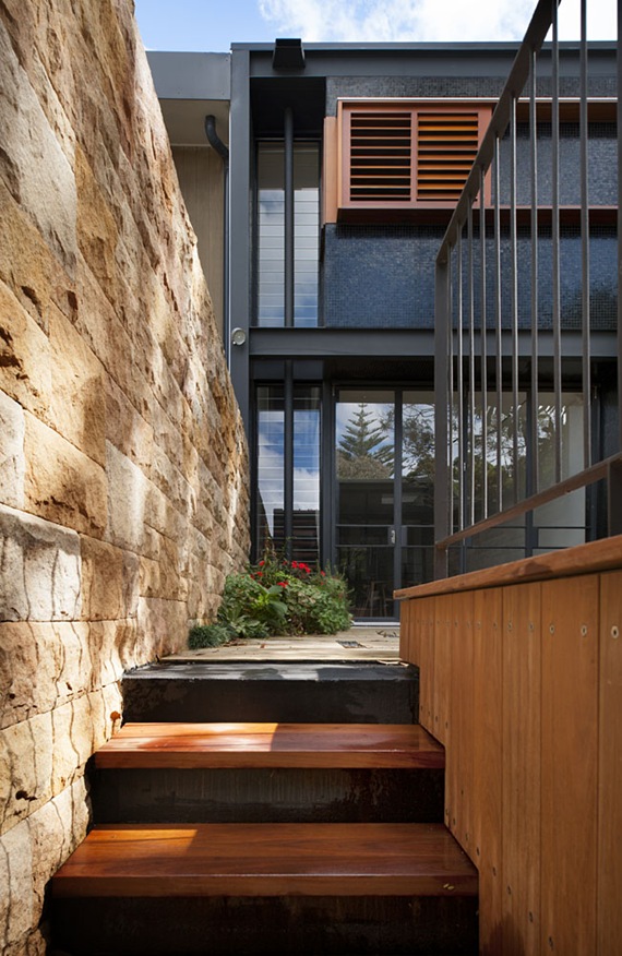 悉尼两层现代小别墅
